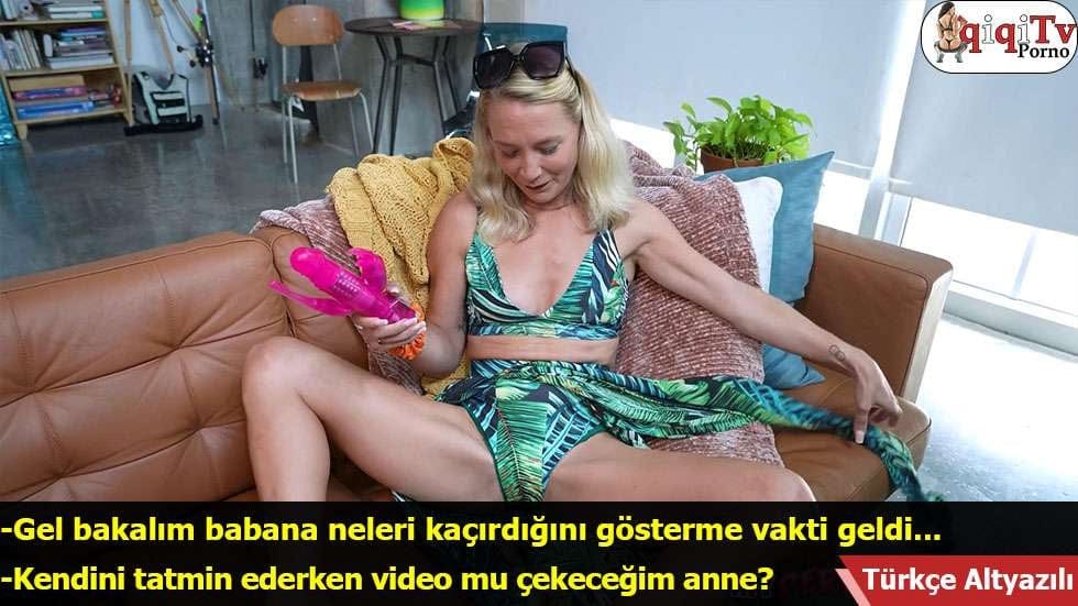 Kıvrımlı Bedeni Olan Tombul Üvey Kardeşiyle Sansasyonel Seks Videosu Çekti
